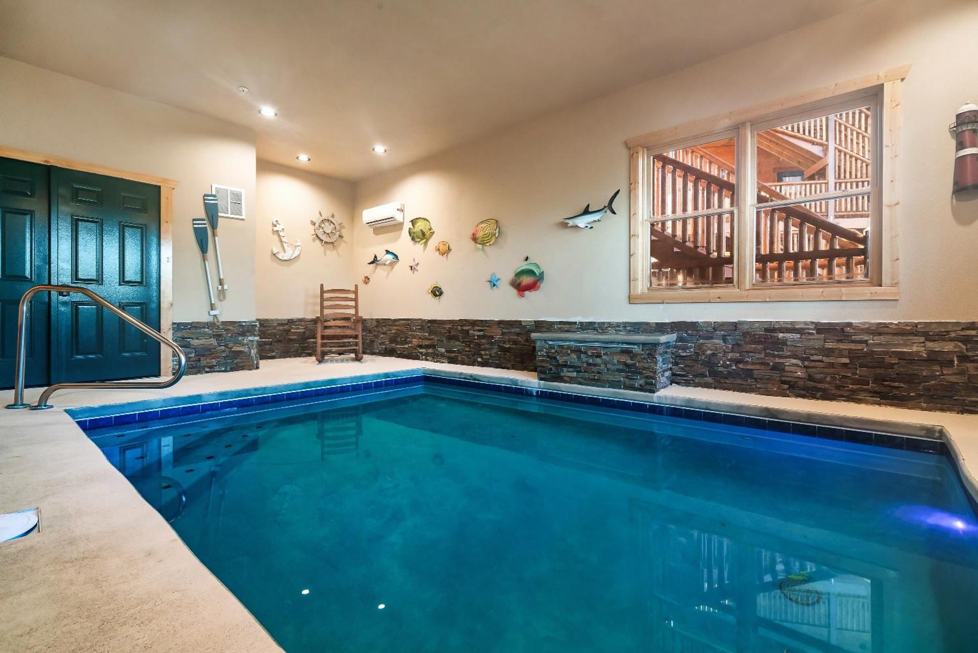 Full Equipped Cabin With A Pool And Game Room Smokies Views Gatlinburg Exteriér fotografie