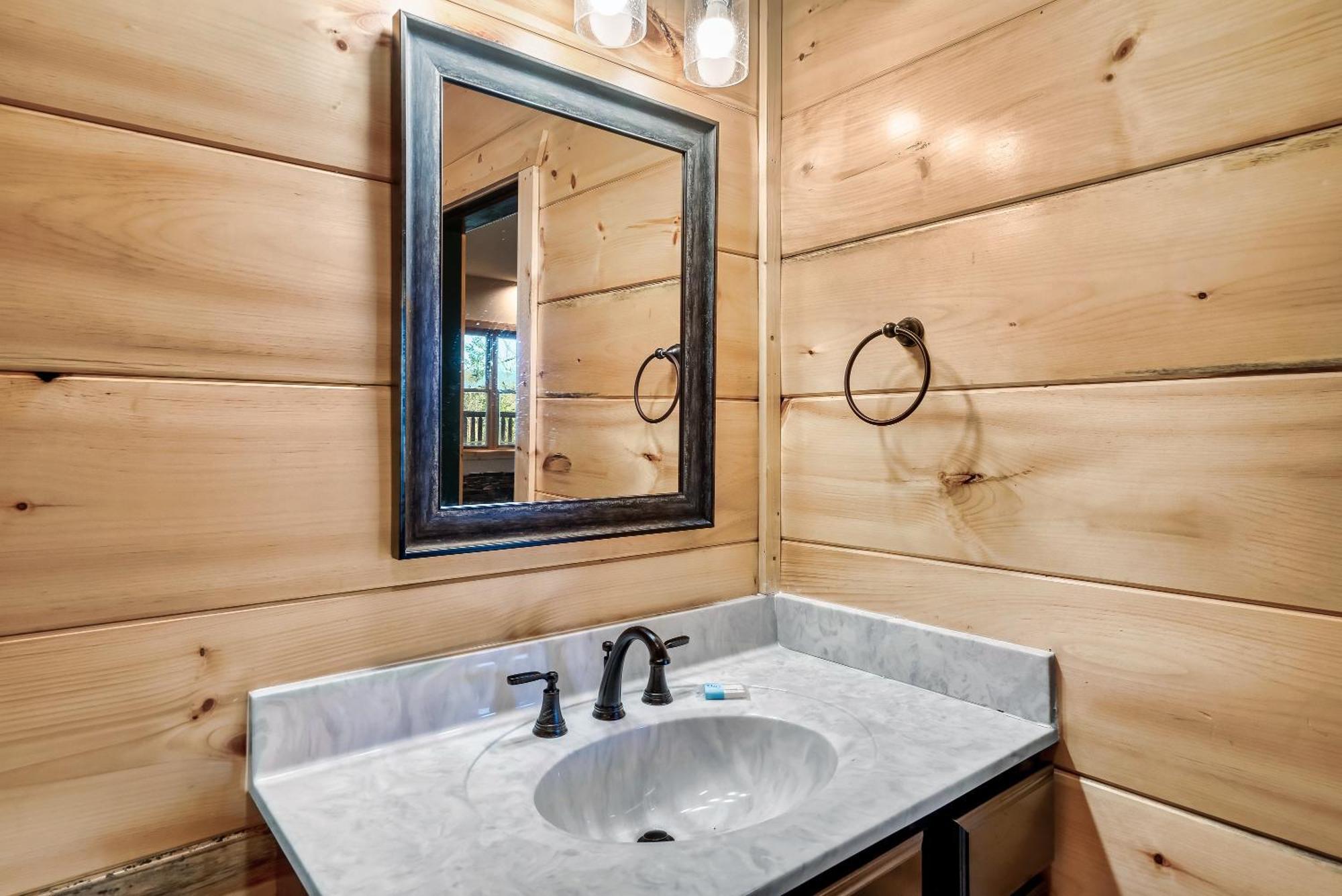 Full Equipped Cabin With A Pool And Game Room Smokies Views Gatlinburg Exteriér fotografie