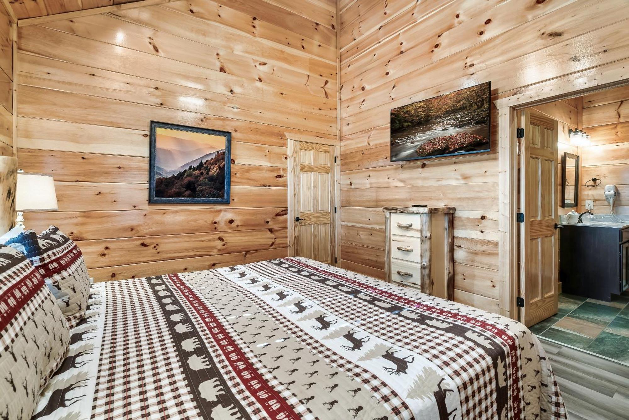 Full Equipped Cabin With A Pool And Game Room Smokies Views Gatlinburg Exteriér fotografie