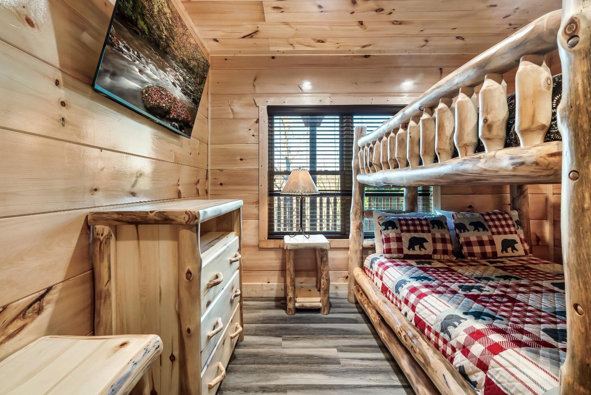 Full Equipped Cabin With A Pool And Game Room Smokies Views Gatlinburg Exteriér fotografie