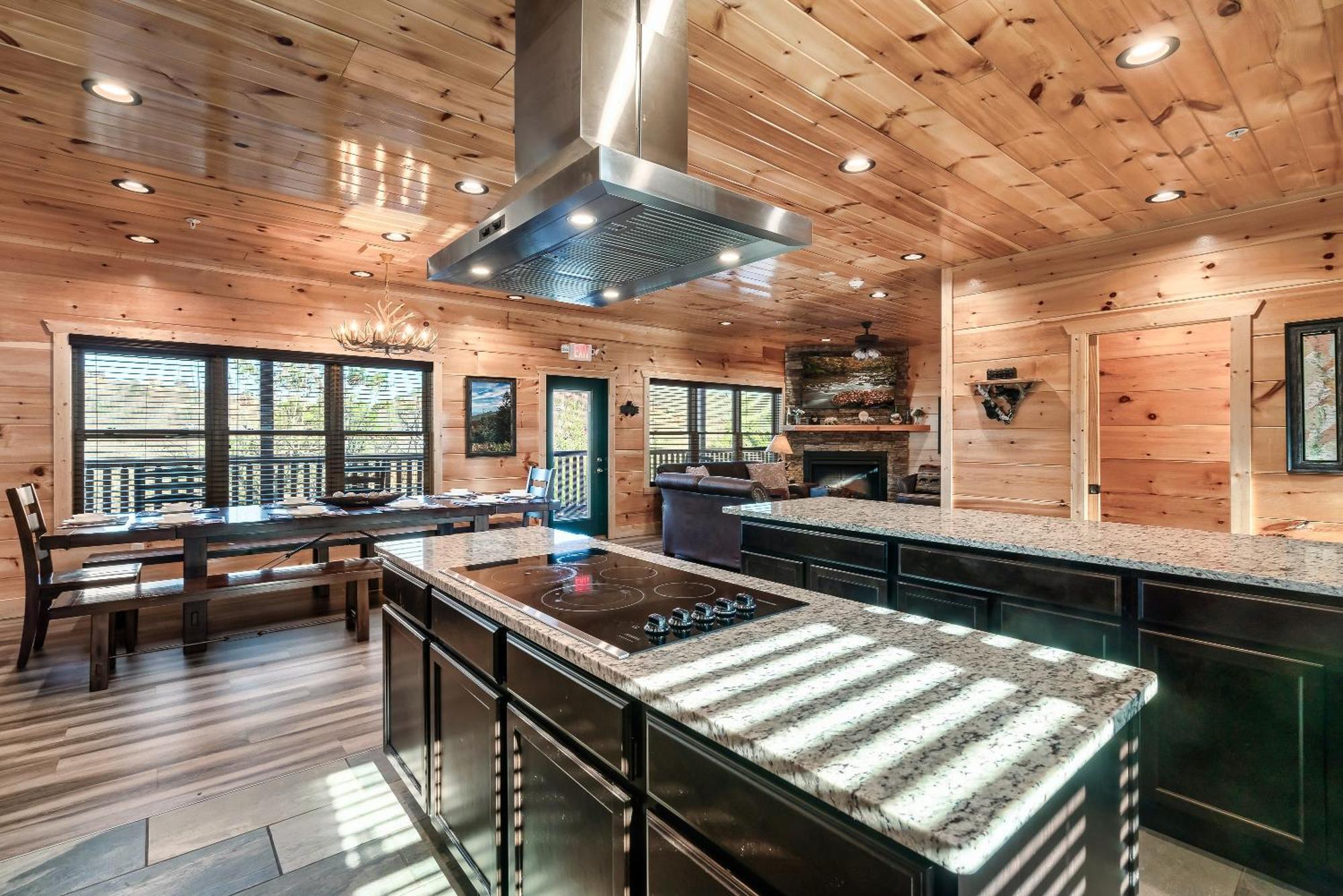 Full Equipped Cabin With A Pool And Game Room Smokies Views Gatlinburg Exteriér fotografie